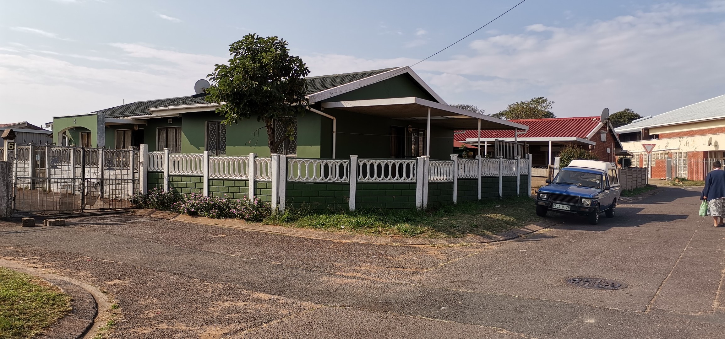 5 Bedroom House For Sale in Austerville RE/MAX™ of Southern Africa