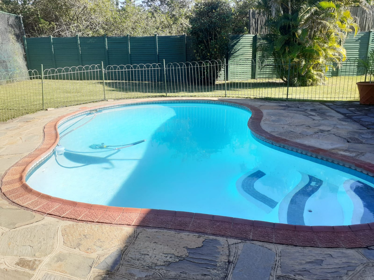 7 Bedroom House For Sale in Bazley Beach RE/MAX™ of Southern Africa