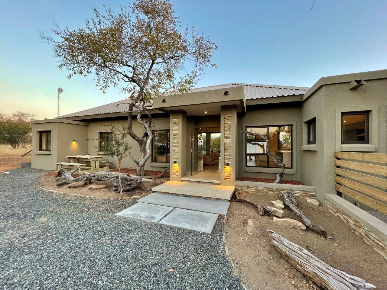 4 Bedroom House For Sale in Leadwood Big Game Estate RE/MAX™ of Southern Africa