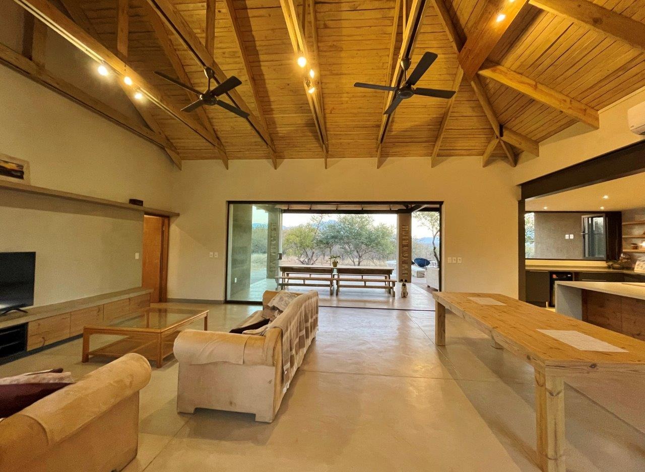 4 Bedroom House For Sale in Leadwood Big Game Estate RE/MAX™ of Southern Africa