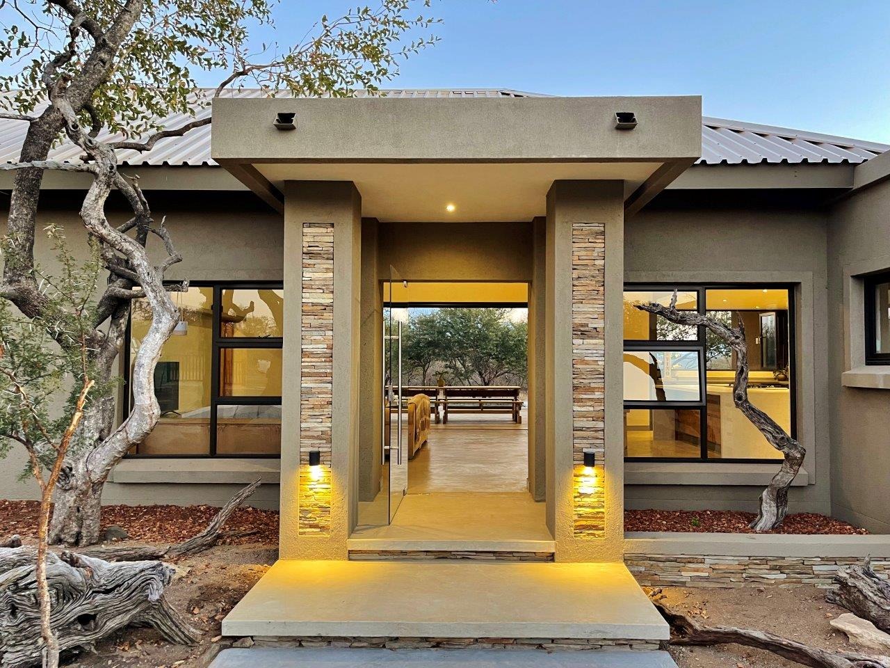 4 Bedroom House For Sale in Leadwood Big Game Estate RE/MAX™ of Southern Africa