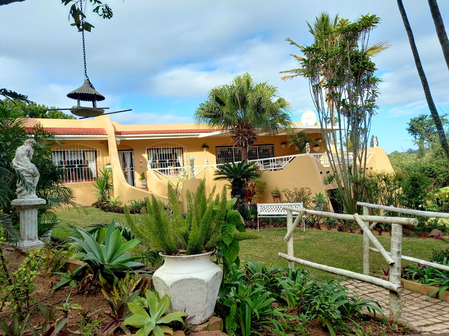 3 Bedroom House For Sale in St Michaels On Sea RE/MAX™ of Southern Africa