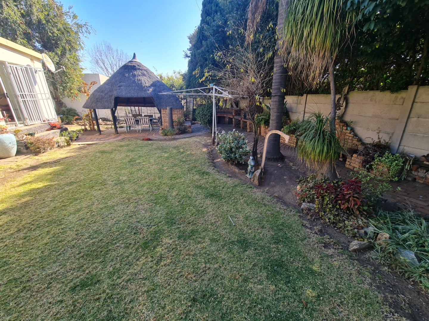 3 Bedroom House For Sale in Edenvale Central RE/MAX™ of Southern Africa
