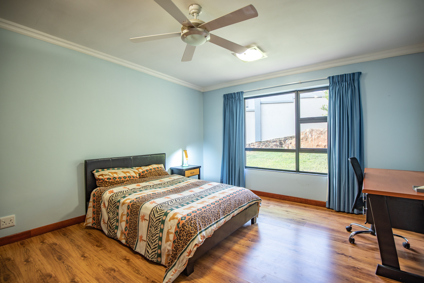 4 Bedroom House For Sale in Zwavelpoort AH RE/MAX™ of Southern Africa