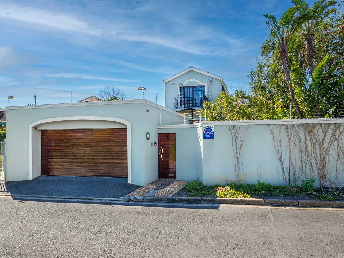 3 Bedroom House For Sale in Plumstead RE/MAX™ of Southern Africa