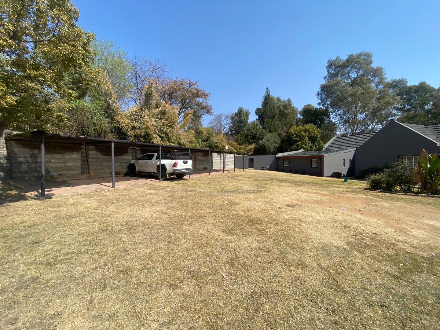 4 Bedroom House For Sale in Glen Austin RE/MAX™ of Southern Africa