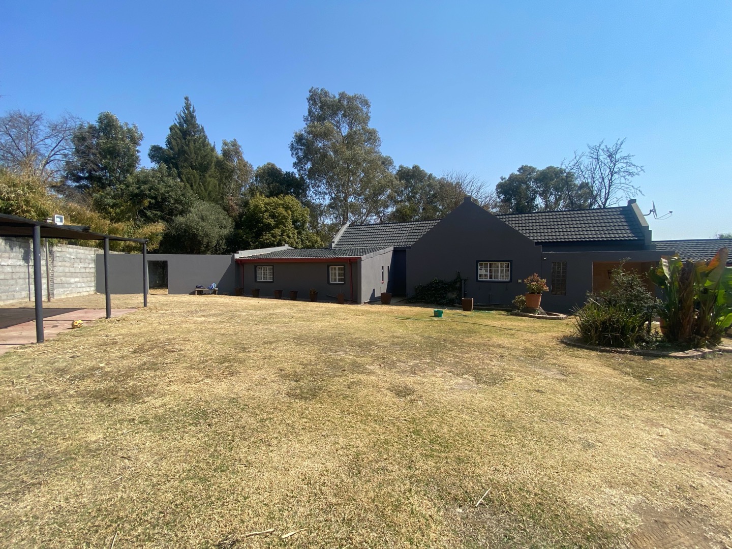 4 Bedroom House For Sale in Glen Austin RE/MAX™ of Southern Africa