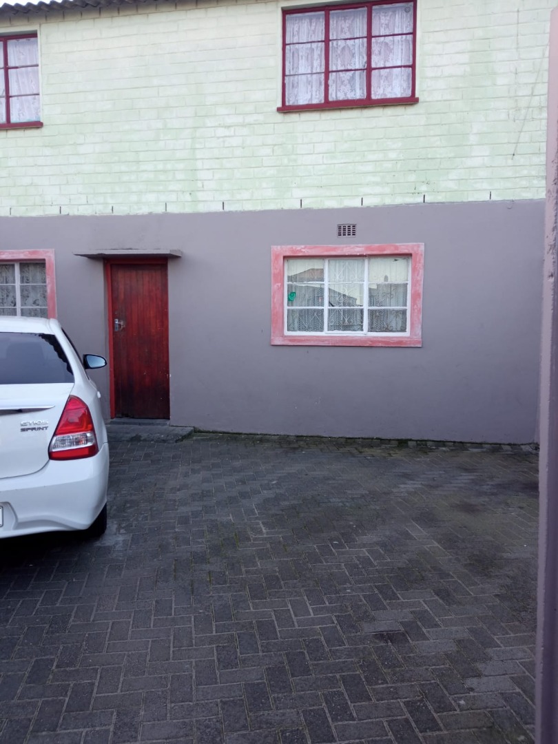 Property for sale in Bonteheuwel RE/MAX™ of Southern Africa