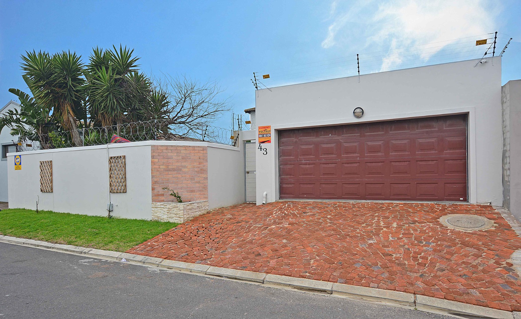 3 Bedroom House For Sale in Parklands RE/MAX™ of Southern Africa