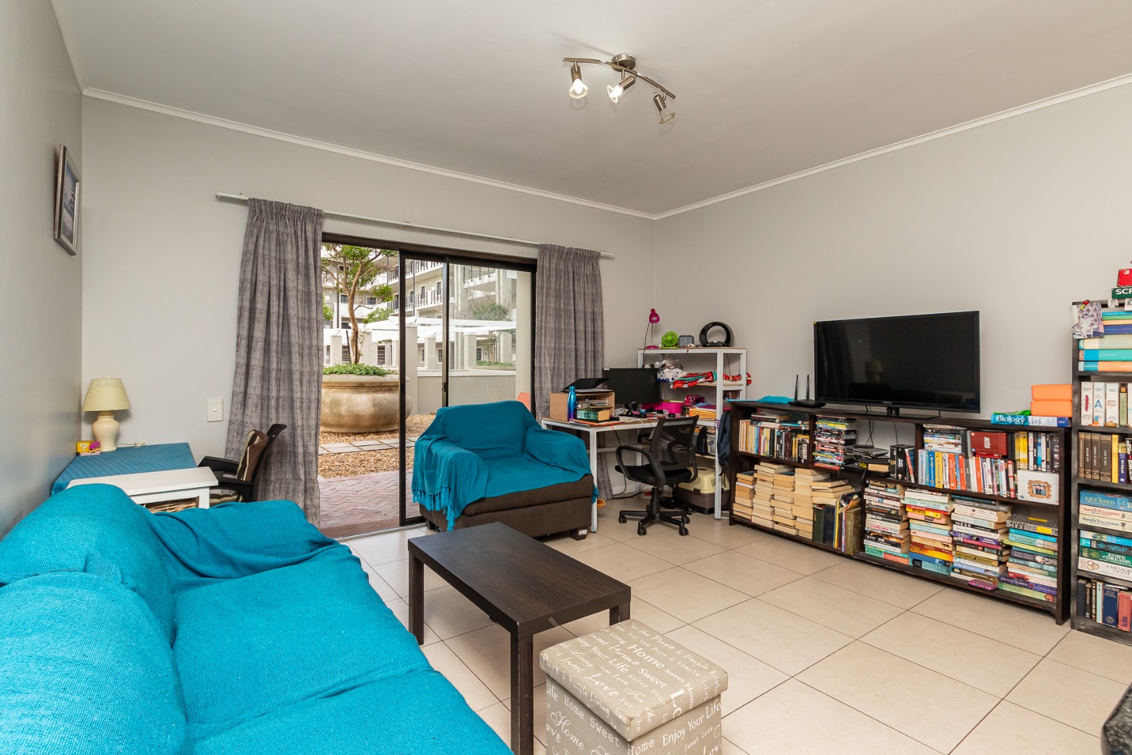 1 Bedroom Apartment / Flat For Sale in Rondebosch Village RE/MAX™ of