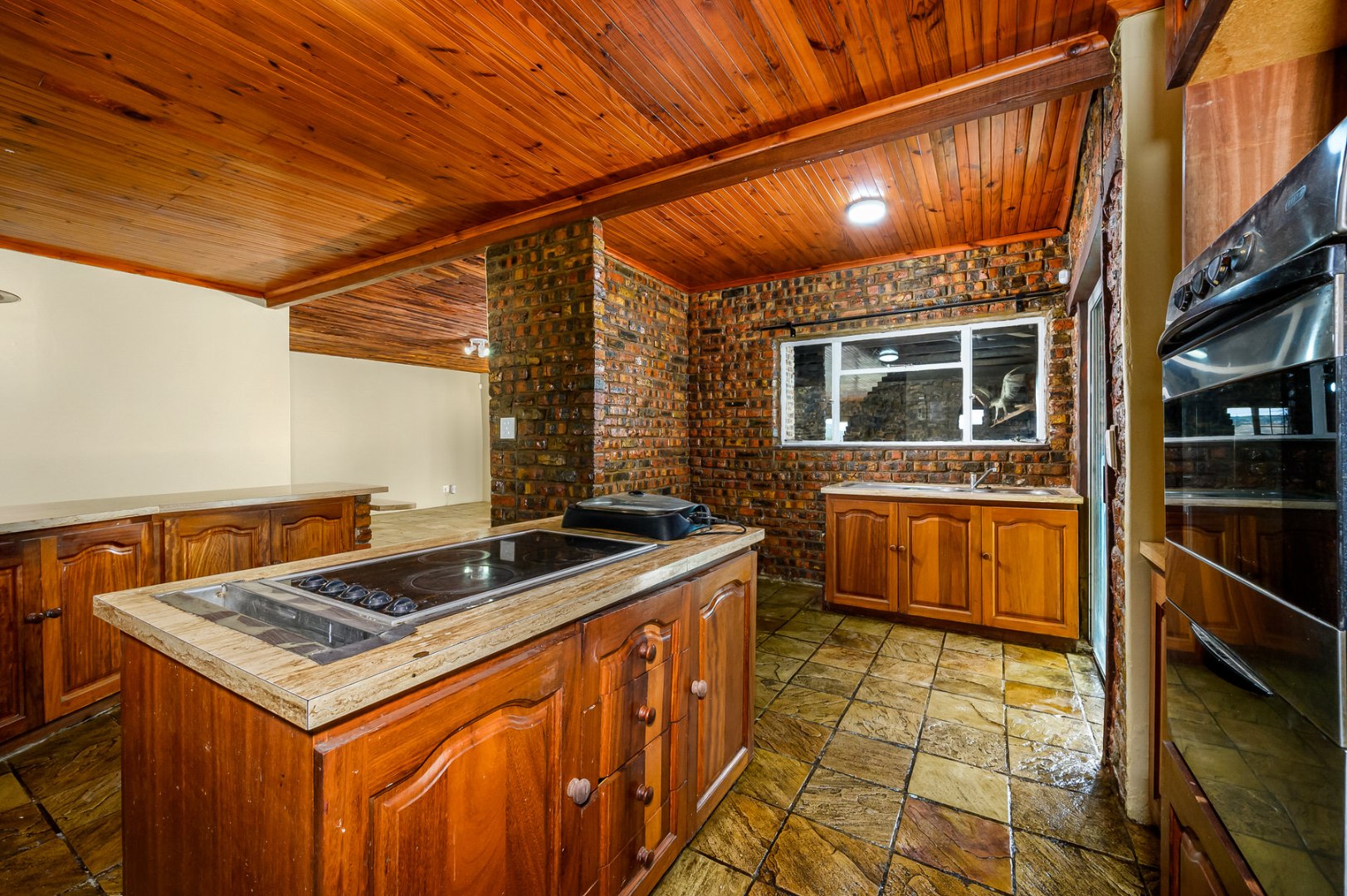 Property and houses for sale in Despatch, Eastern Cape RE/MAX