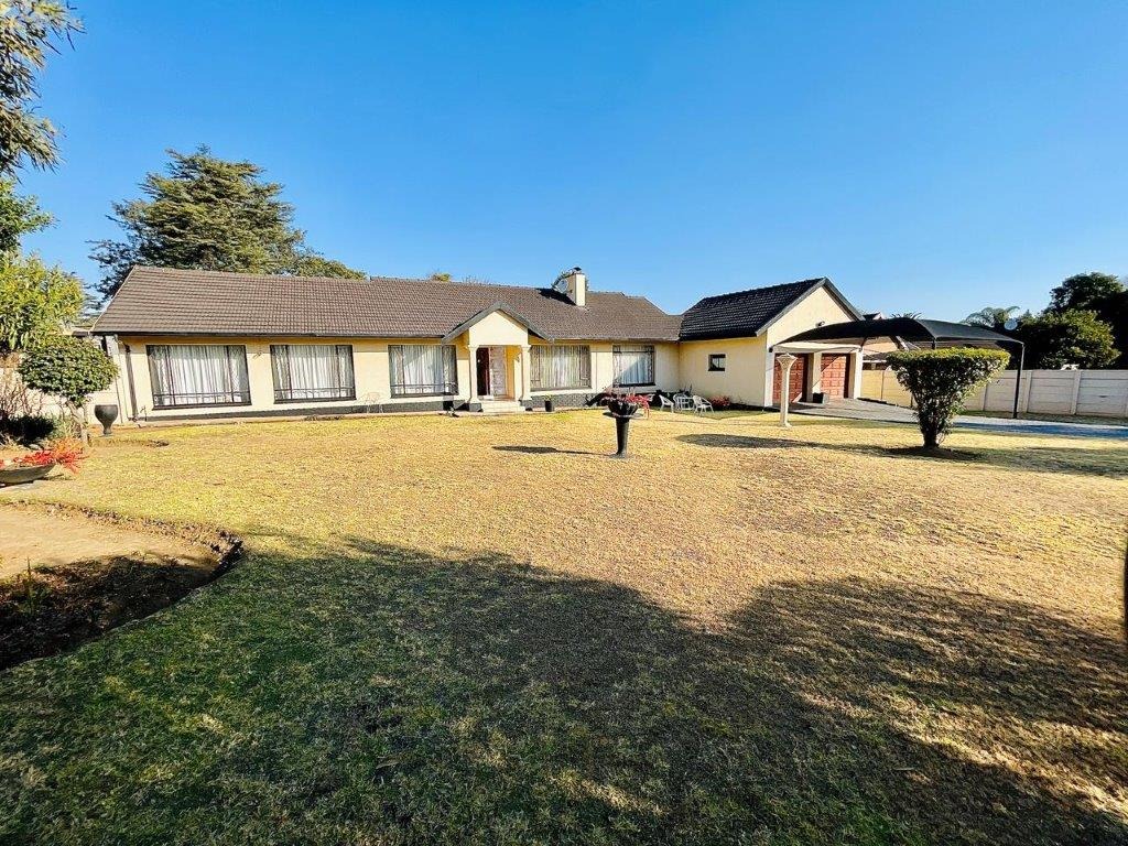 4 Bedroom House For Sale in Brackenhurst RE/MAX™ of Southern Africa