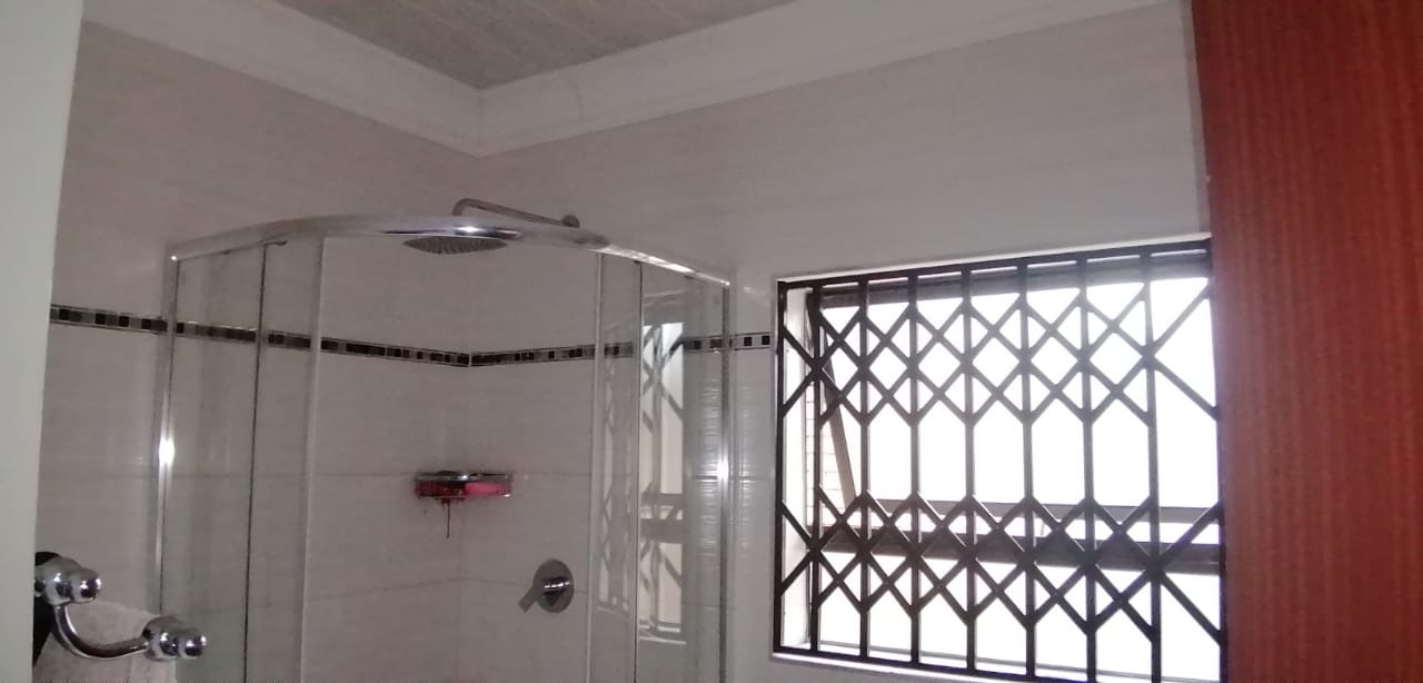 4 Bedroom House For Sale in Flamingo Park RE/MAX™ of Southern Africa