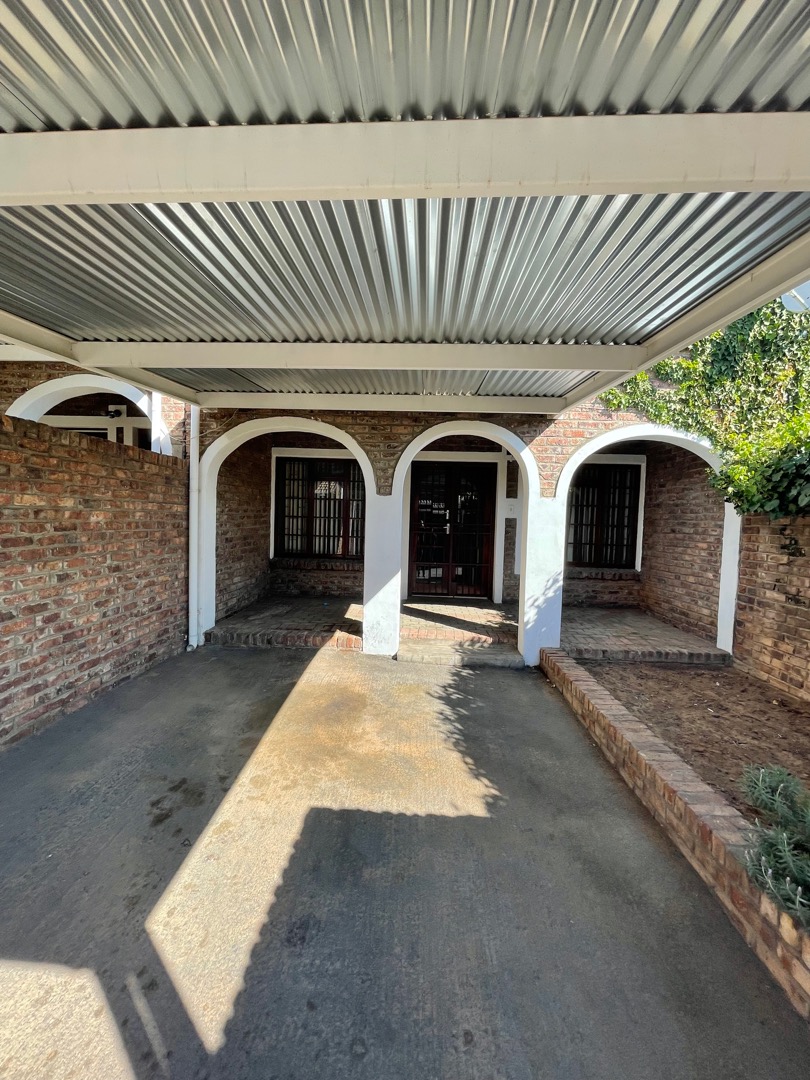 Property and houses for sale in Cradock, Eastern Cape RE/MAX