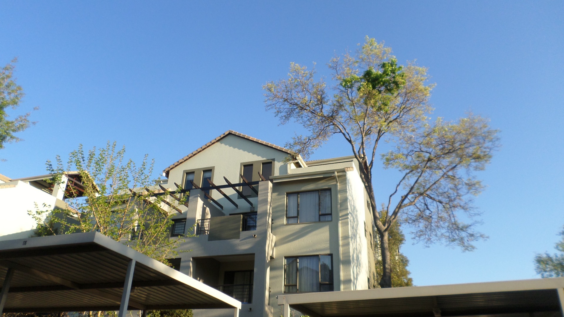 Property and houses for sale in Beverley, Sandton RE/MAX™