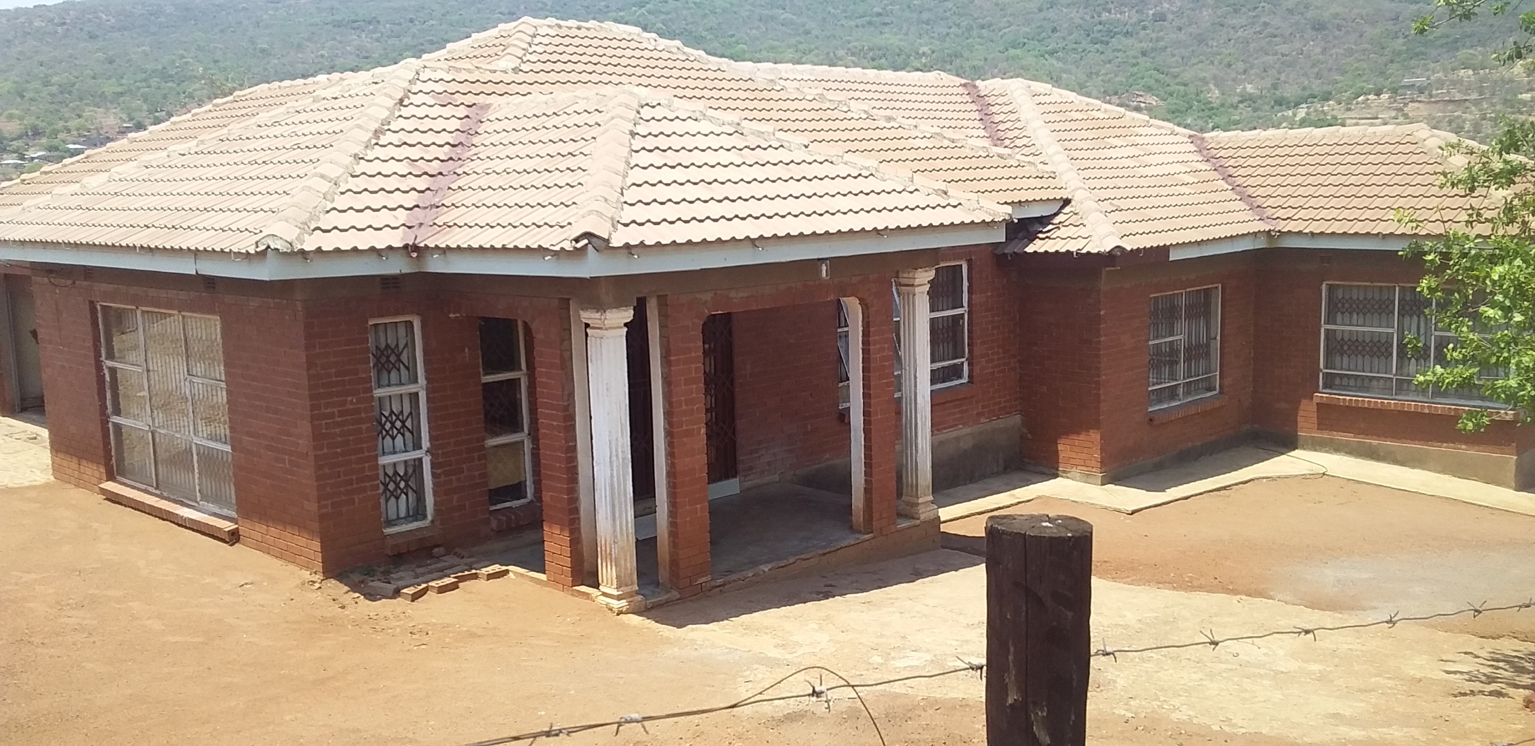3 Bedroom House For Sale in Louis Trichardt Rural RE/MAX™ of Southern