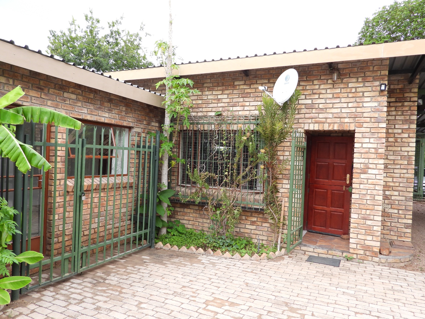 3 Bedroom House For Sale in Bela Bela RE/MAX™ of Southern Africa