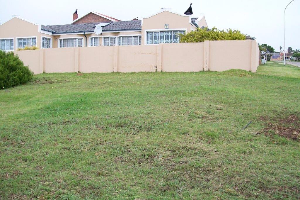 Vacant Land / Plot in Wavecrest For Sale RE/MAX™ of Southern Africa