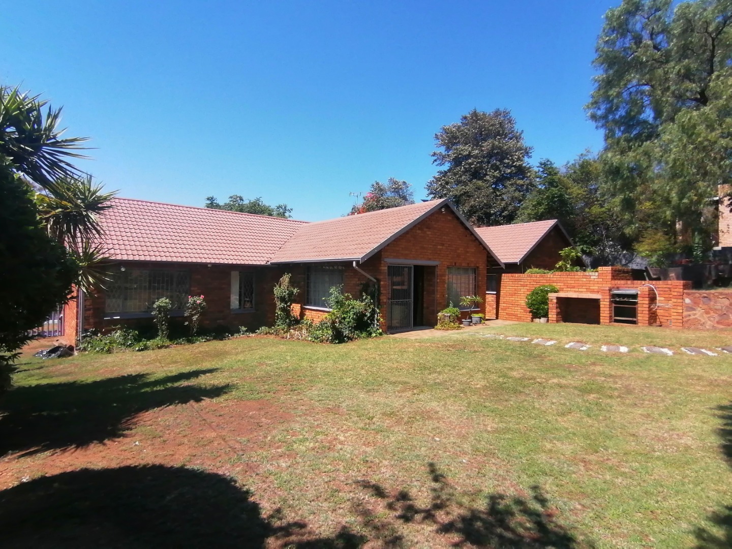 3 Bedroom House For Sale in Mulbarton RE/MAX™ of Southern Africa