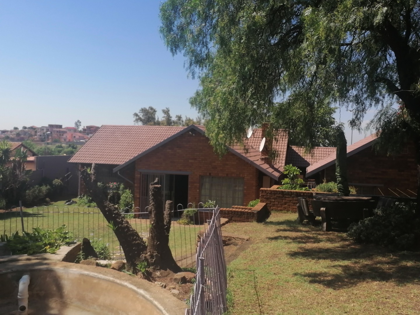 3 Bedroom House For Sale in Mulbarton RE/MAX™ of Southern Africa