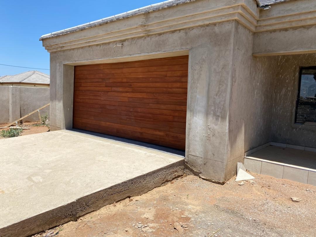2 Bedroom House For Sale in Gaborone North RE/MAX™ of Southern Africa