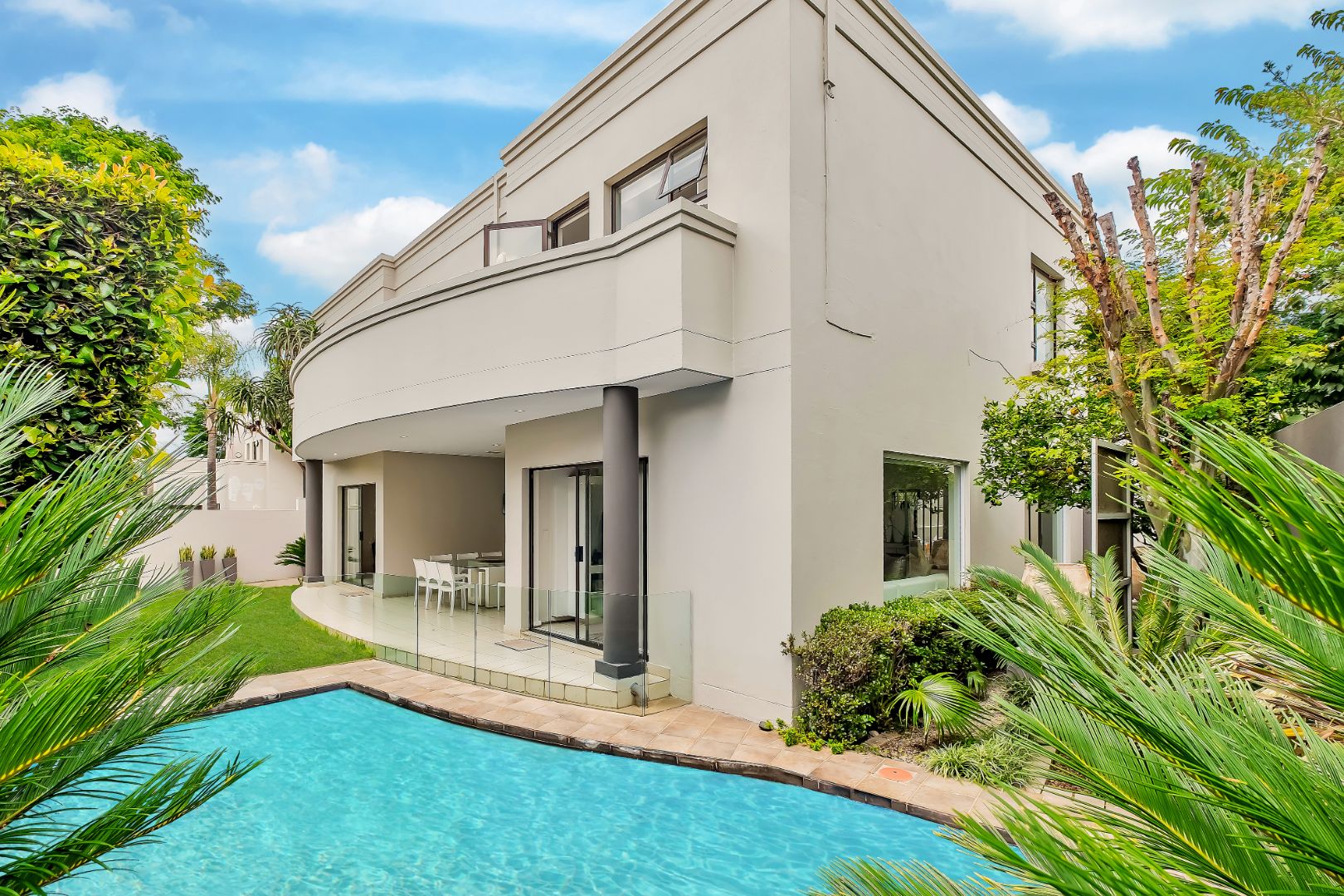 3 Bedroom House For Sale in Morningside RE/MAX™ of Southern Africa