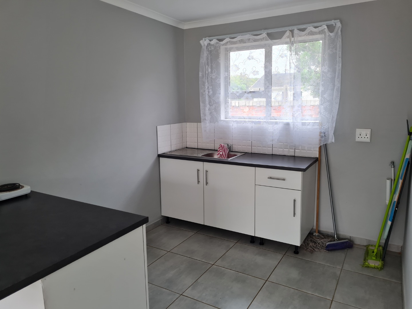 2 Bedroom Apartment / Flat To Rent in Bluewater Bay RE/MAX™ of