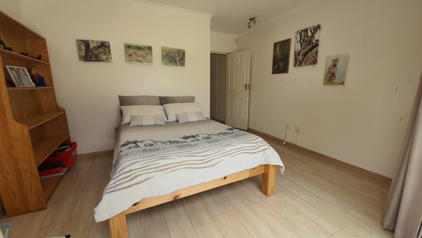 3 Bedroom Townhouse For Sale in Sandringham RE/MAX™ of Southern Africa