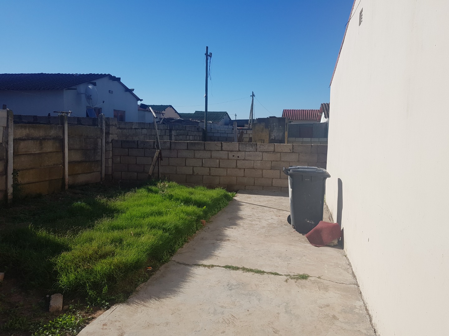 3 Bedroom House For Sale in Motherwell Nu 3 RE/MAX™ of Southern Africa