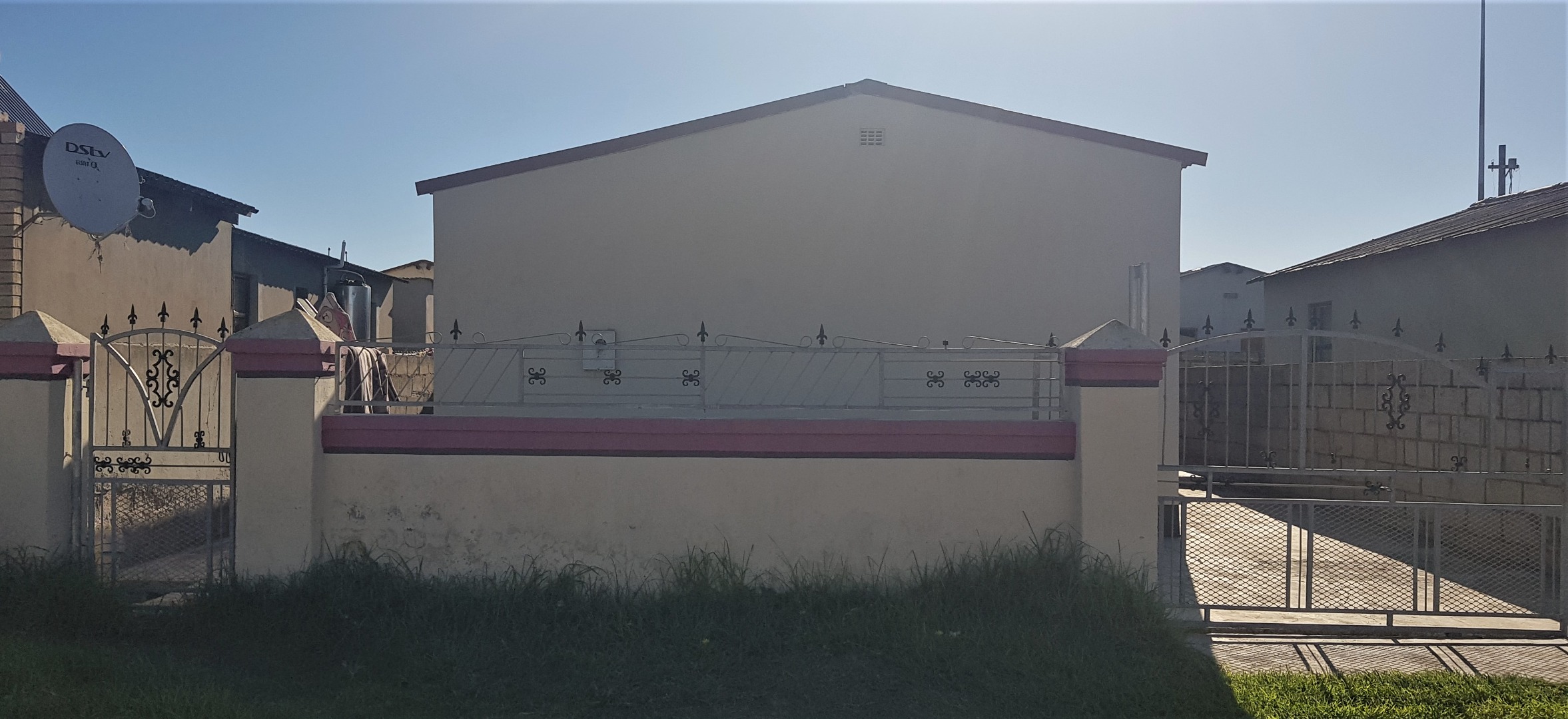 3 Bedroom House For Sale in Motherwell Nu 3 RE/MAX™ of Southern Africa