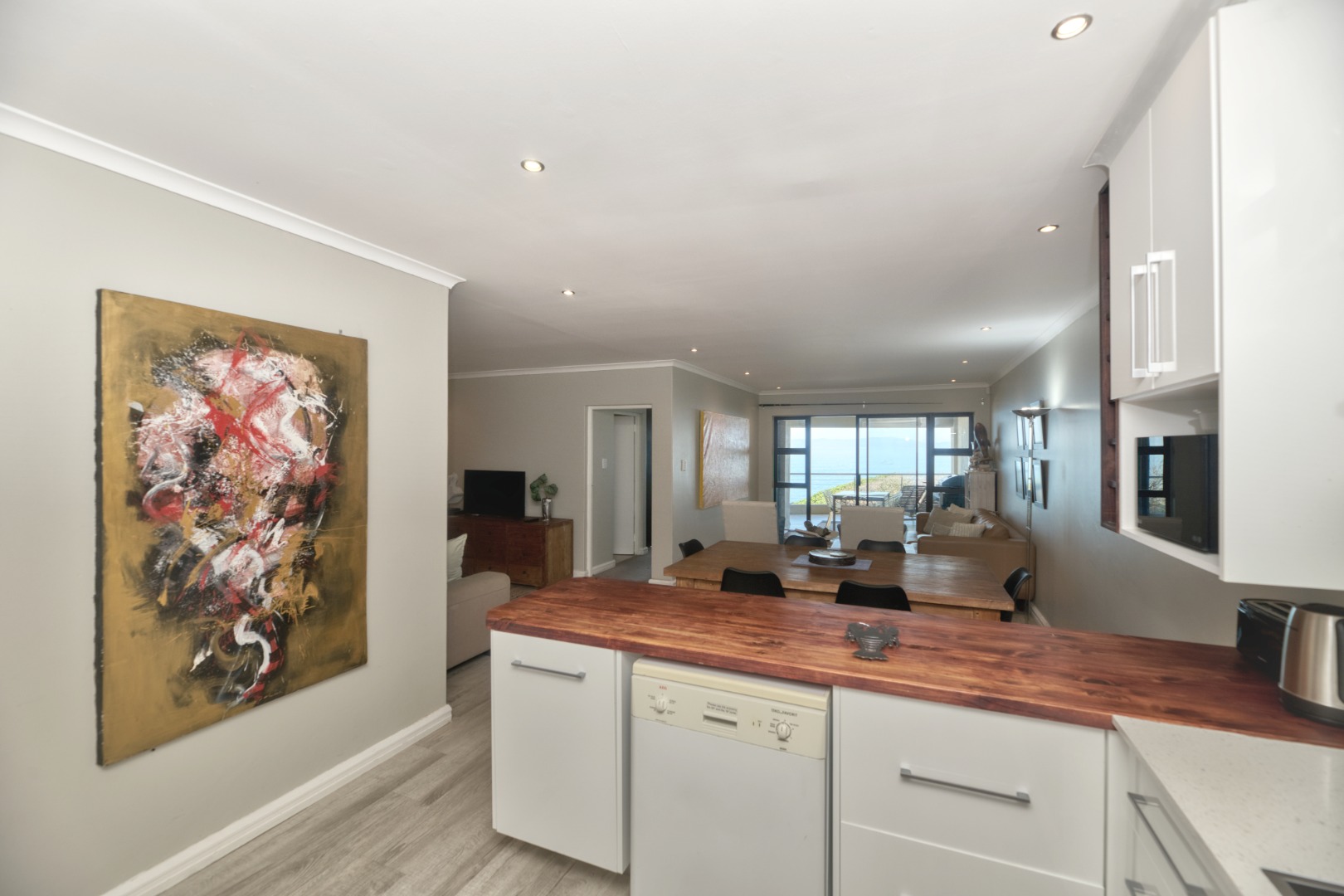 3 Bedroom Apartment / Flat For Sale in De Kelders RE/MAX™ of Southern