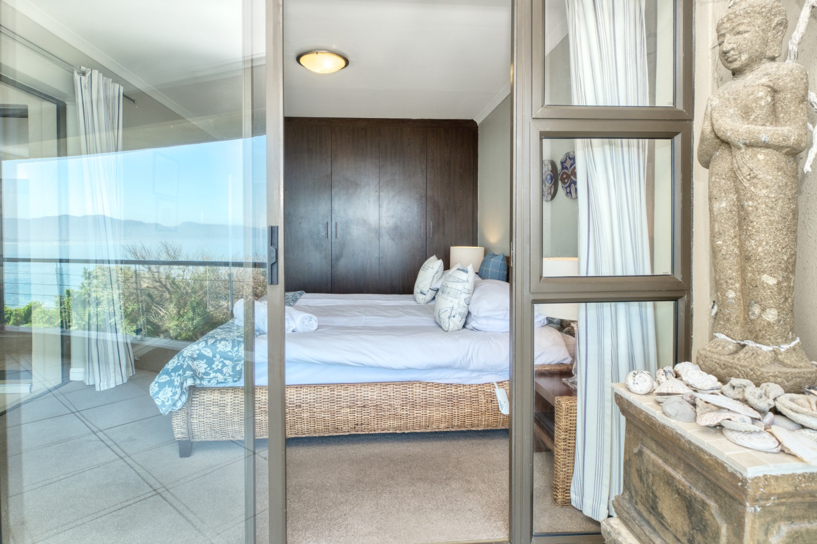 3 Bedroom Apartment / Flat For Sale in De Kelders RE/MAX™ of Southern