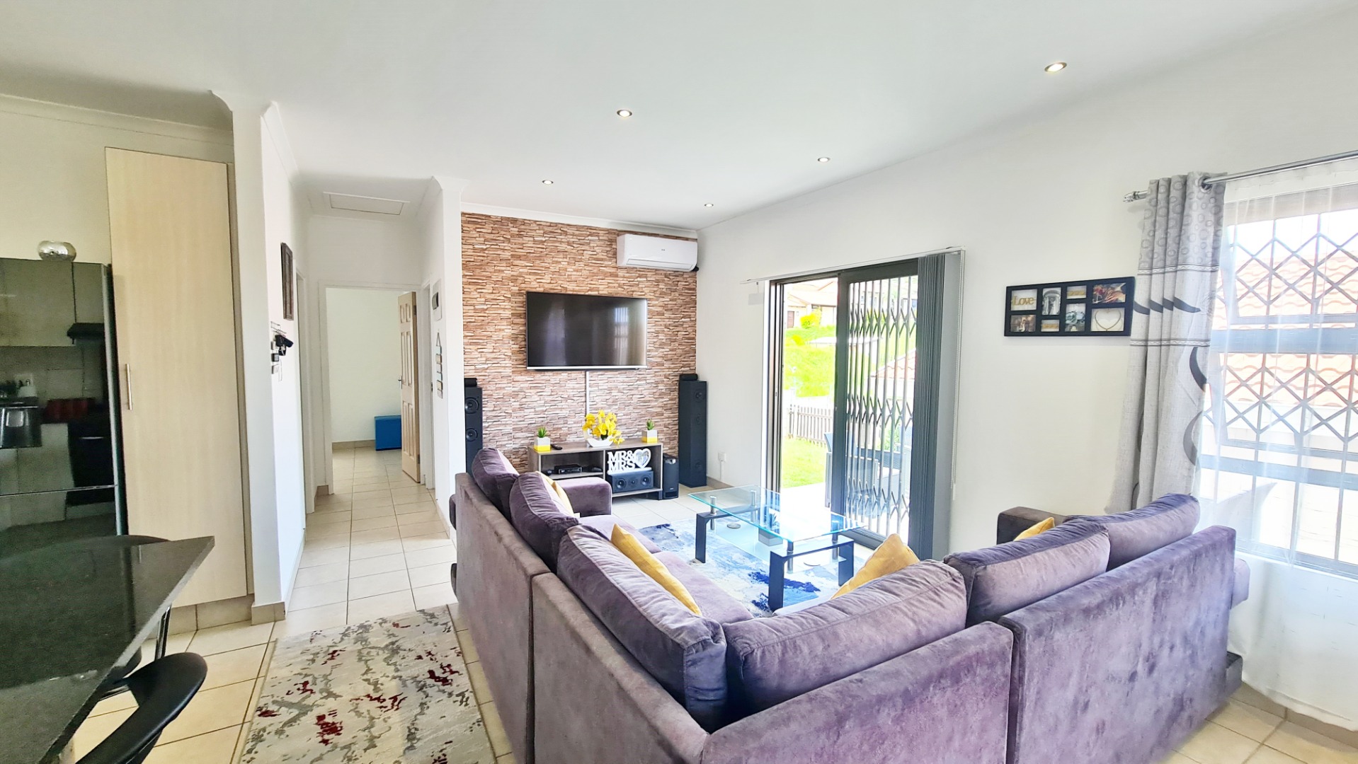 3 Bedroom Townhouse For Sale in Amanzimtoti RE/MAX™ of Southern Africa