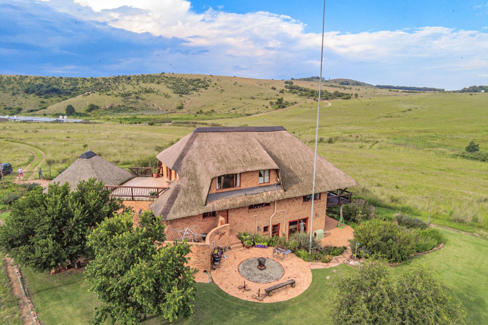 3 Bedroom House For Sale in Letamo Game Farm RE/MAX™ of Southern Africa