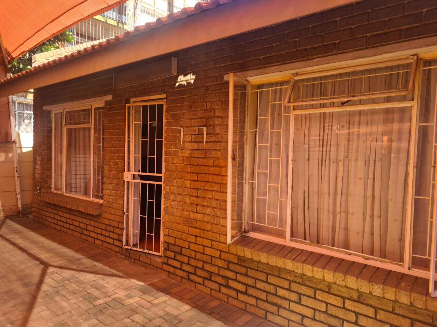 2 Bedroom Townhouse For Sale in Rustenburg Central RE/MAX™ of