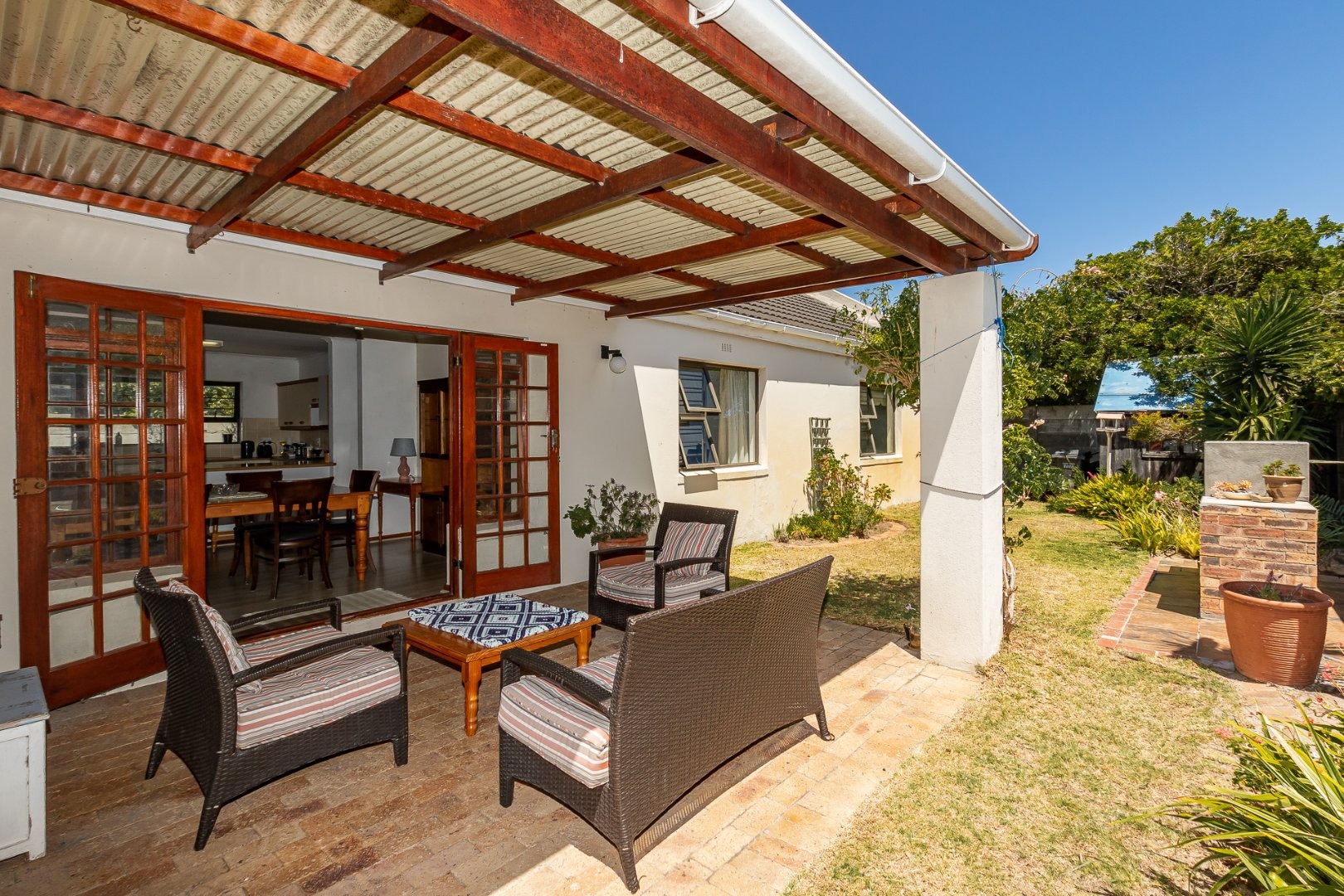 3 Bedroom House For Sale in Fish Hoek RE/MAX™ of Southern Africa