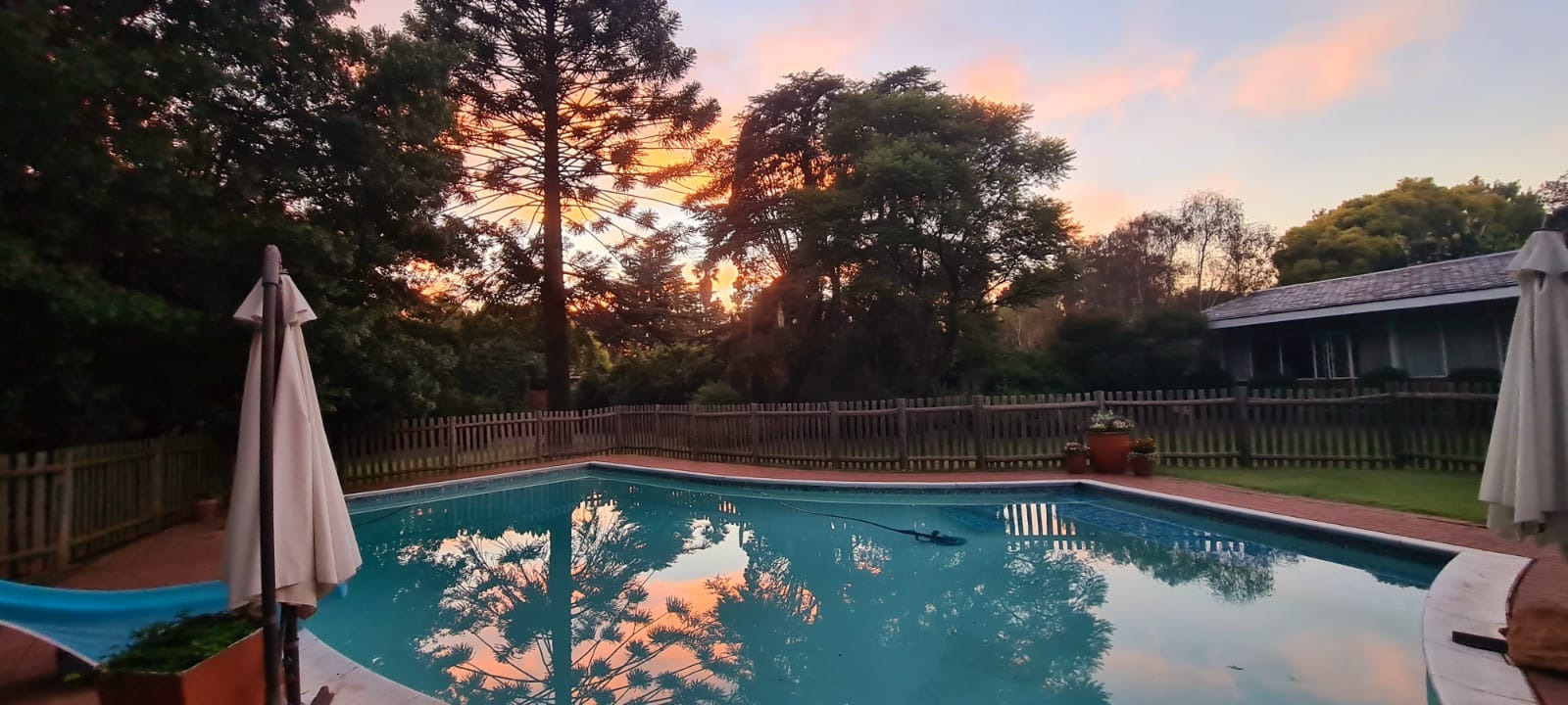 4 Bedroom House For Sale in Lakefield RE/MAX™ of Southern Africa