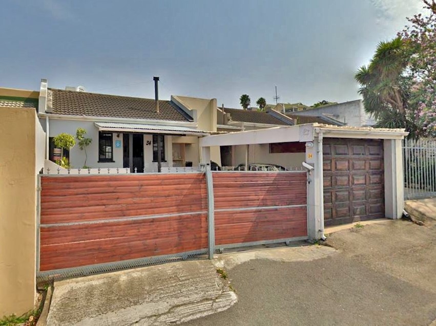 4 Bedroom House For Sale in Knysna Central RE/MAX™ of Southern Africa