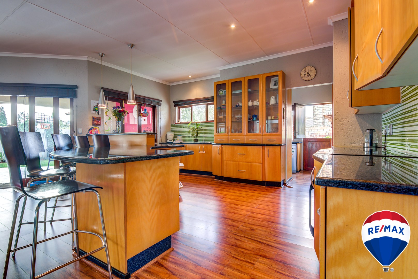 3 Bedroom House For Sale in Glen Erasmia RE/MAX™ of Southern Africa