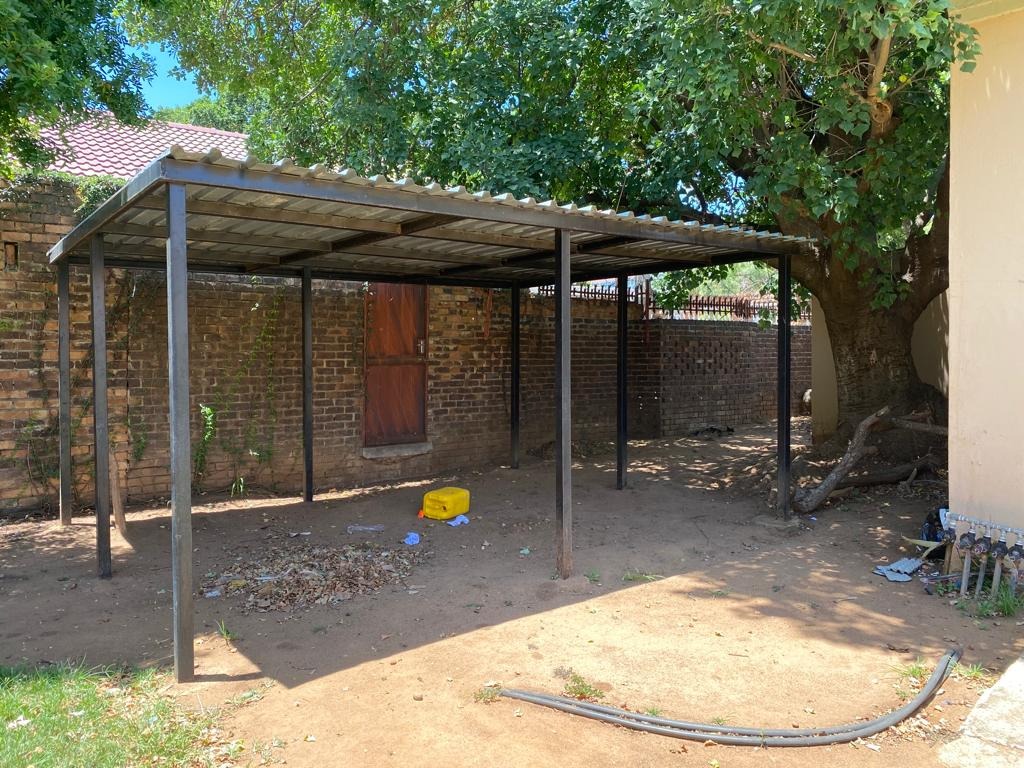 5 Bedroom House For Sale in Polokwane Central RE/MAX™ of Southern Africa