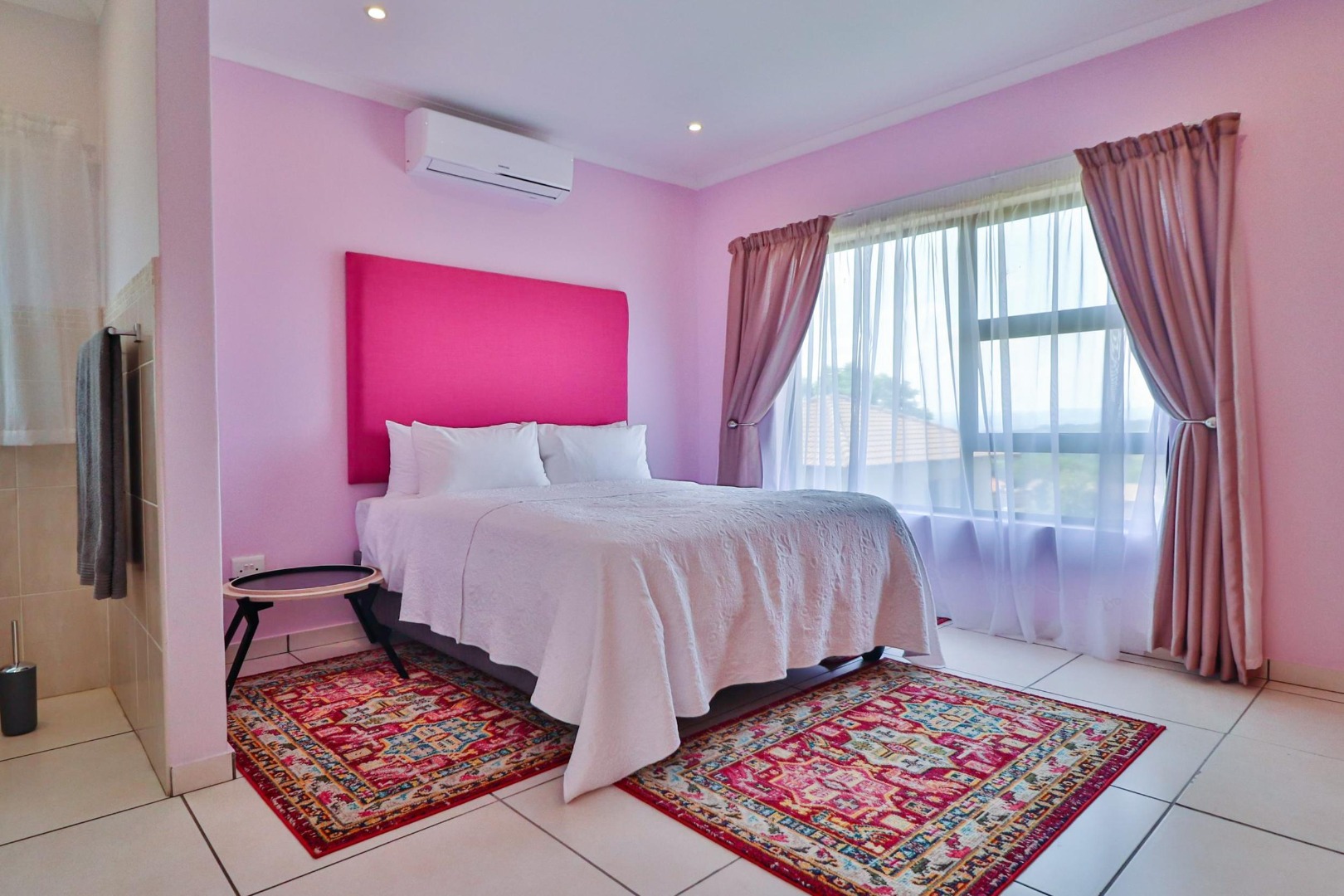 5 Bedroom House For Sale in Granite Hill RE/MAX™ of Southern Africa