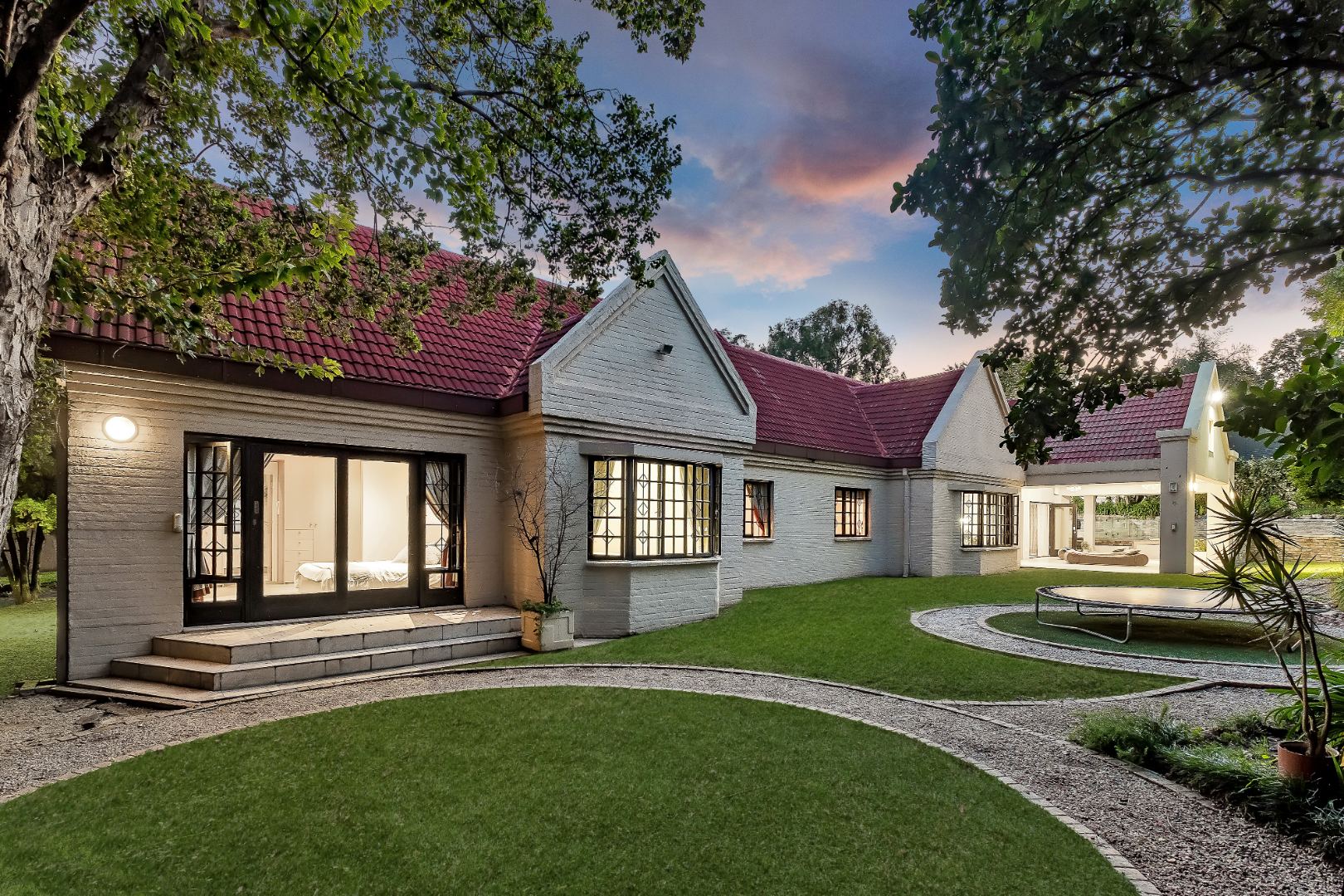 5 Bedroom House For Sale in Morningside RE/MAX™ of Southern Africa