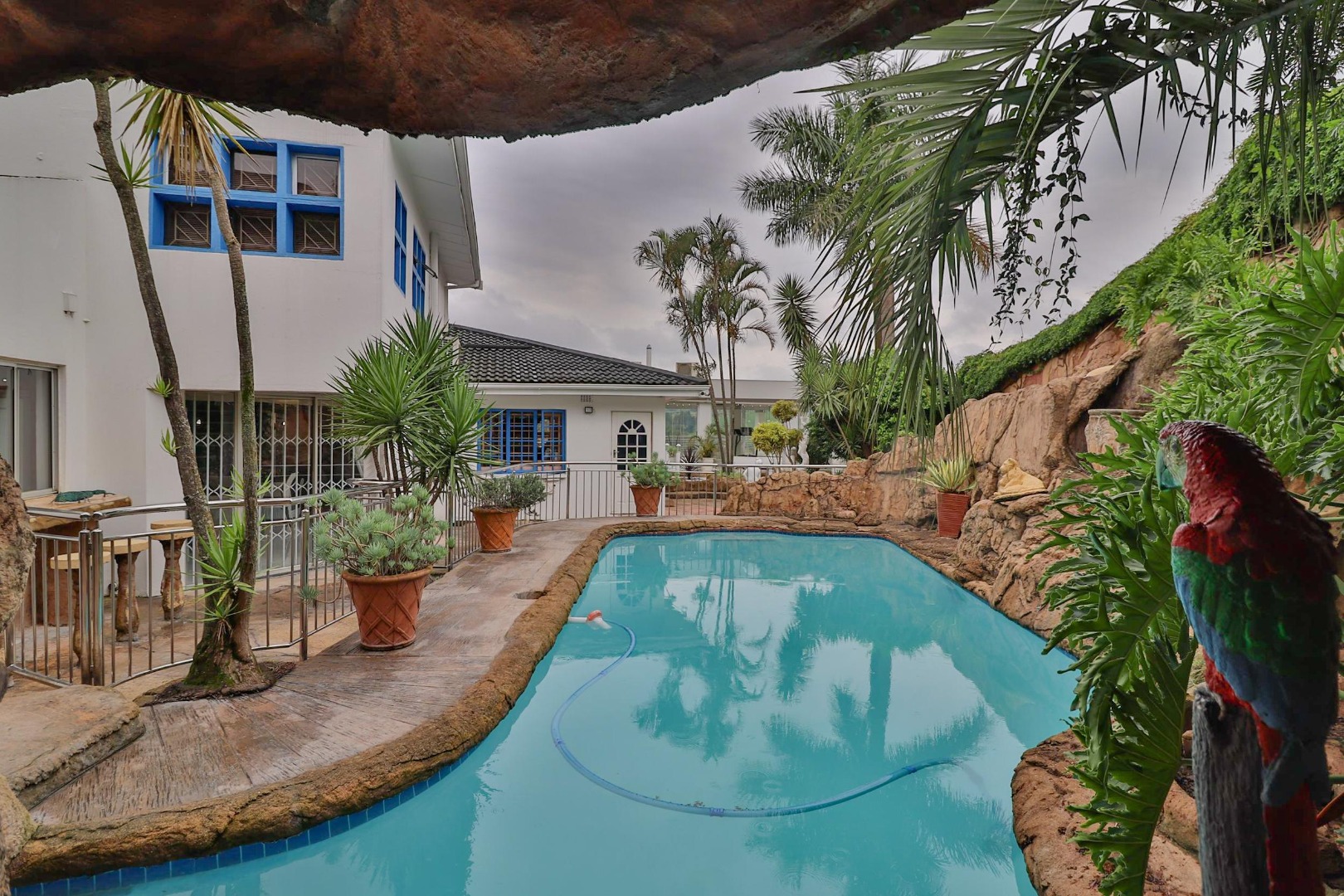 4 Bedroom House For Sale in Orient Heights RE/MAX™ of Southern Africa