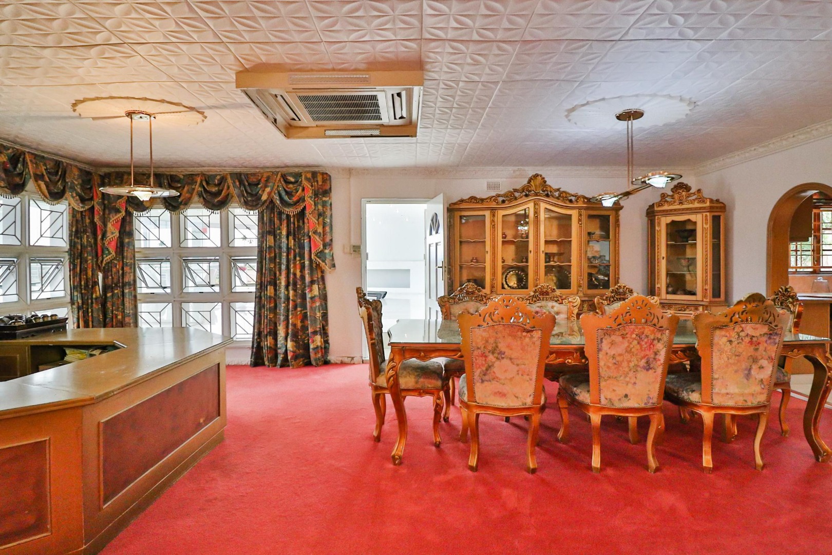 4 Bedroom House For Sale in Orient Heights RE/MAX™ of Southern Africa