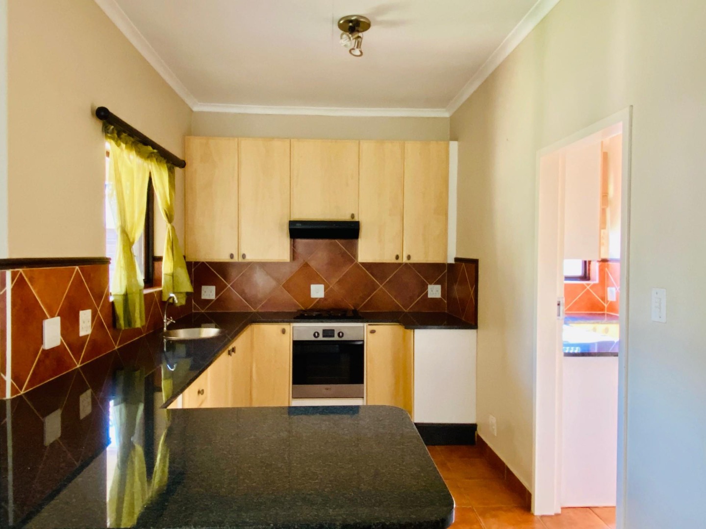 3 Bedroom Townhouse For Sale in Boardwalk Meander RE/MAX™ of Southern