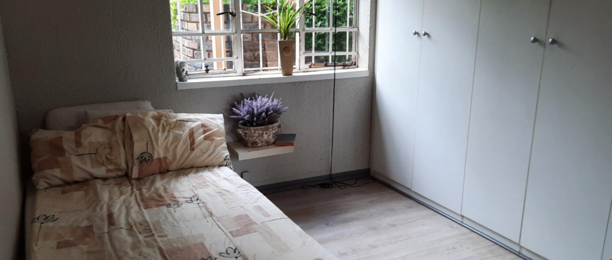 4 Bedroom House For Sale in De Wetshof RE/MAX™ of Southern Africa