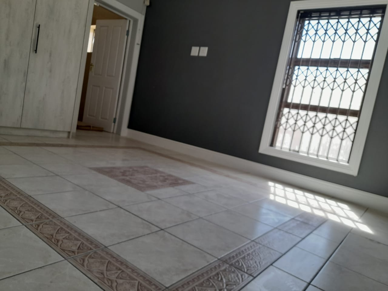 3 Bedroom House To Rent in Goodwood Estate RE/MAX™ of Southern Africa