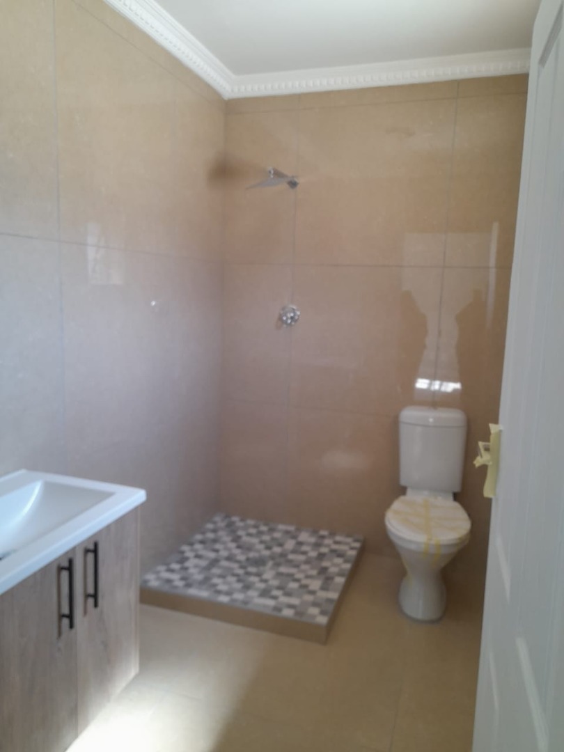 3 Bedroom House To Rent in Goodwood Estate RE/MAX™ of Southern Africa