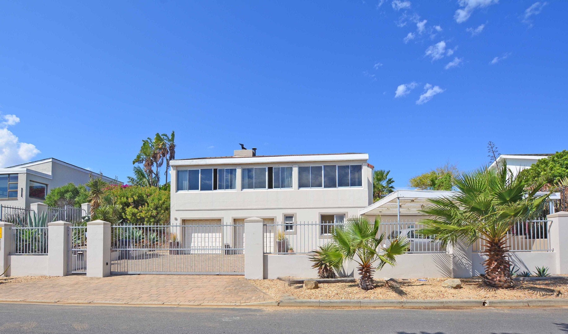 RE/MAX Property Associates