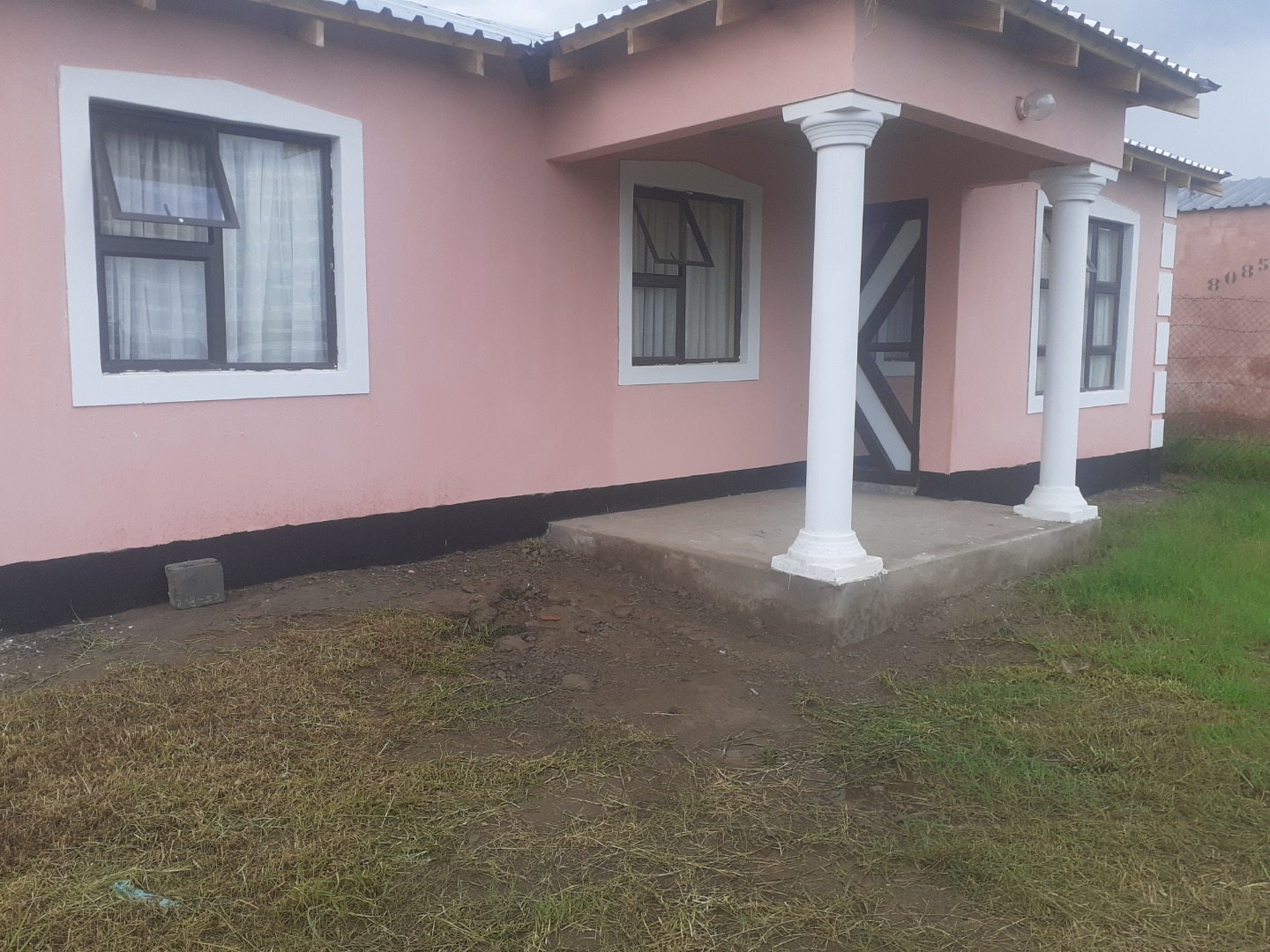 3 Bedroom House For Sale in Ezibeleni RE/MAX™ of Southern Africa
